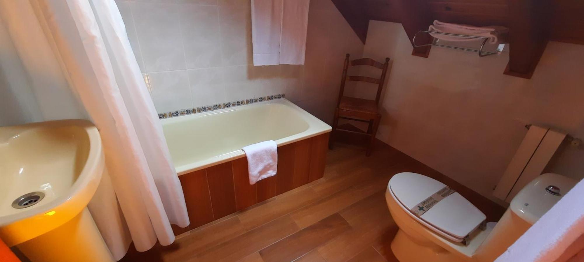 La Casona Hotel Noja Phòng bức ảnh